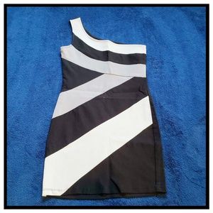 Small, one shoulder, sexy club dress by Must Have